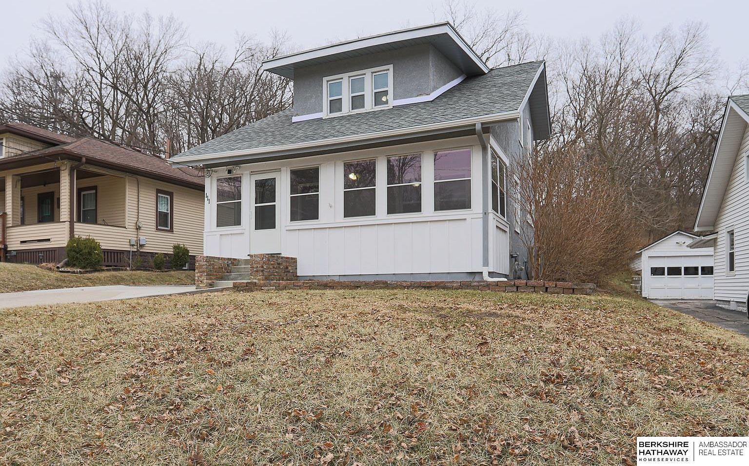 111 Locust Lodge Ave Council Bluffs, IA 51503 - Thumbnail 2