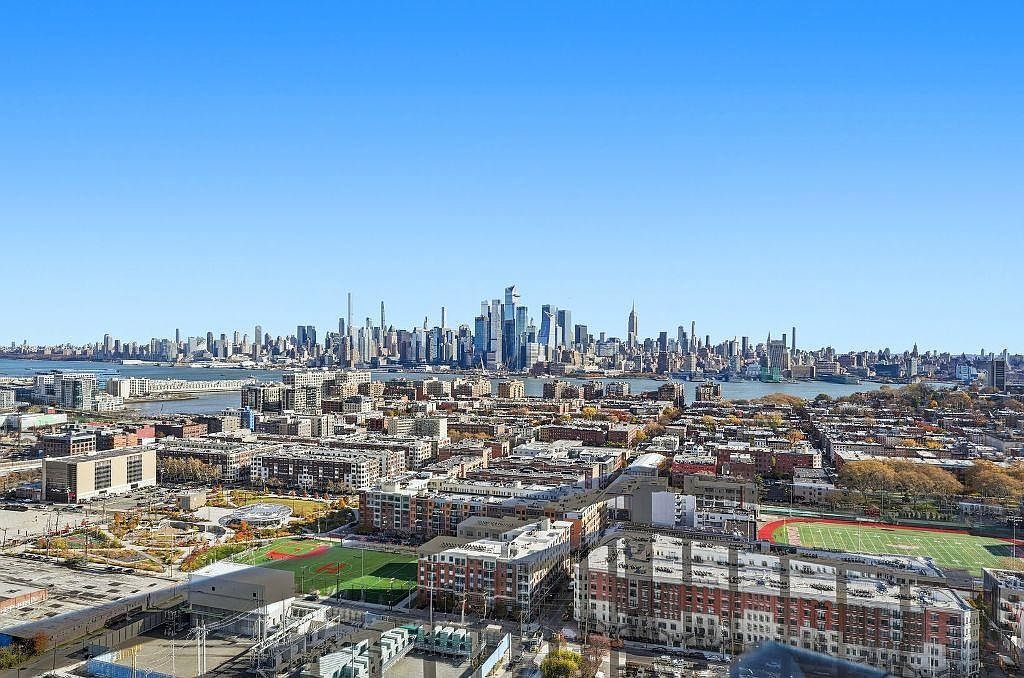 100 Manhattan Ave APT 2312 Union City, NJ 07087 - Thumbnail 2