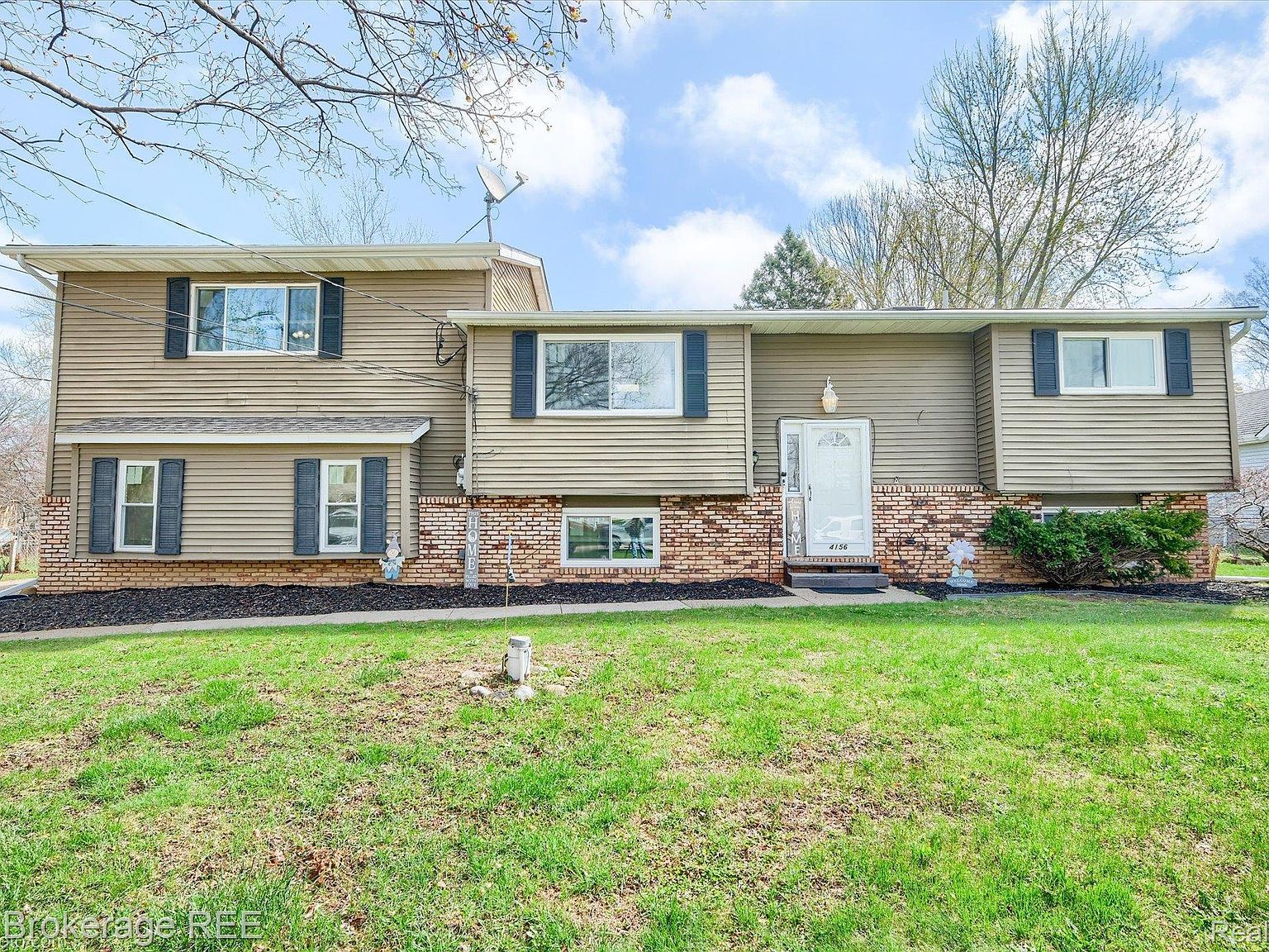 4156 Bobwhite Dr Flint, MI 48506  | Single Family