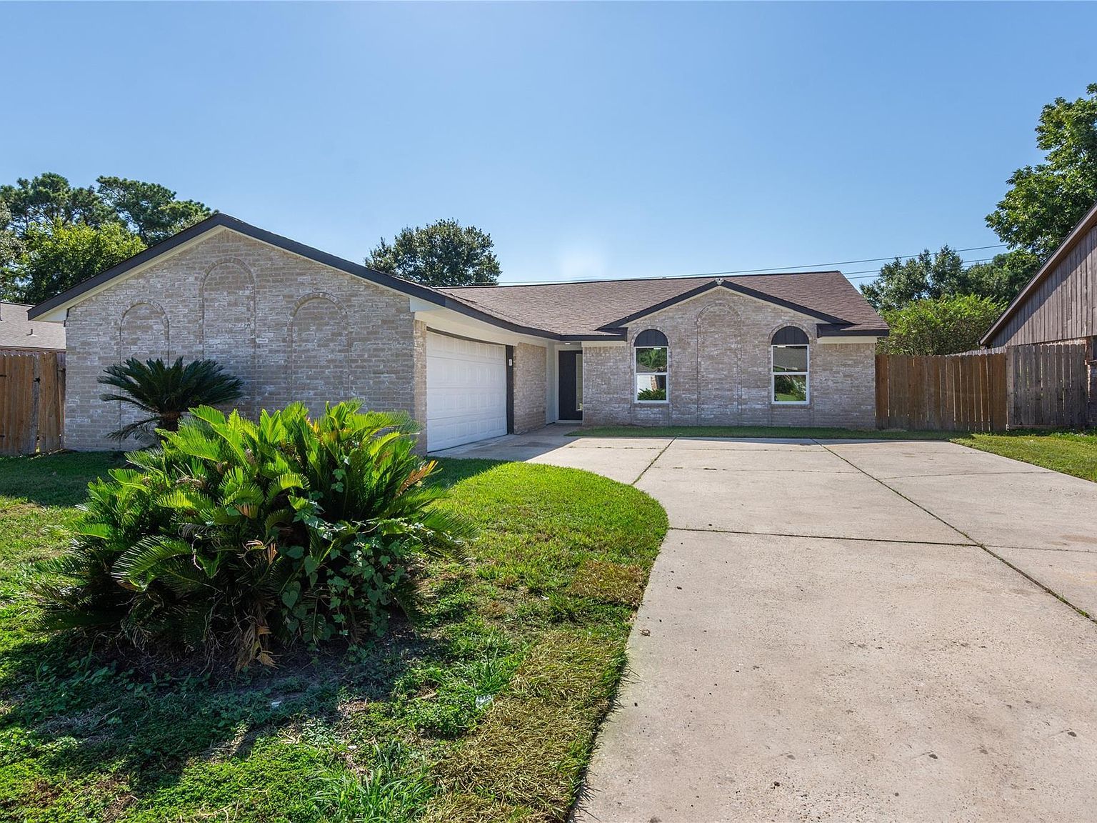 4715 Broken Elm Dr Spring, TX 77388 - Thumbnail 2
