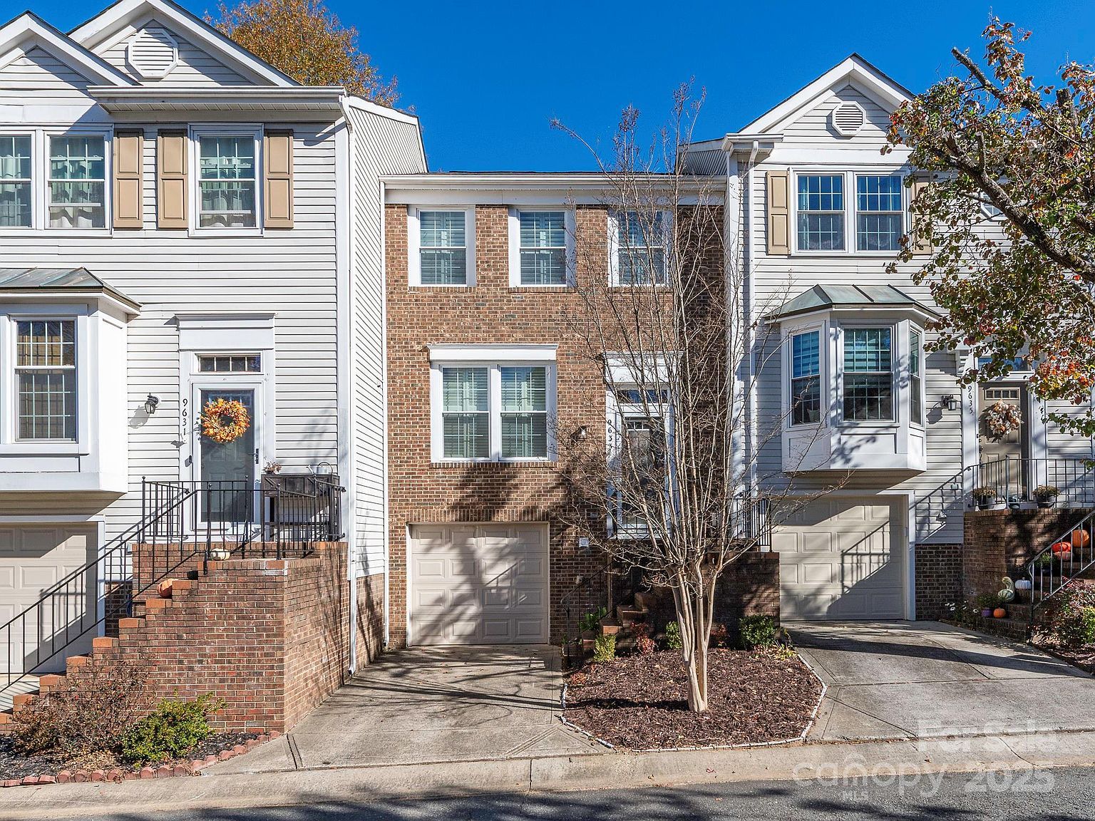 9633 Green Gable Ct Charlotte, NC 28270 - Thumbnail 2