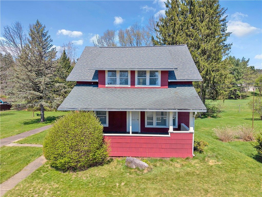 26 East Ave Wayland, NY 14572  | Single Family
