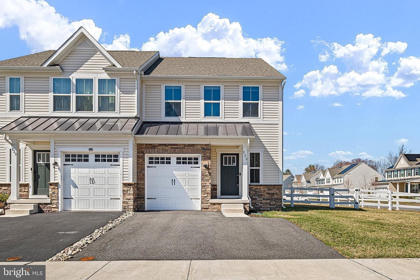 235 Felix Dr Newark, DE 19713 - Thumbnail 2