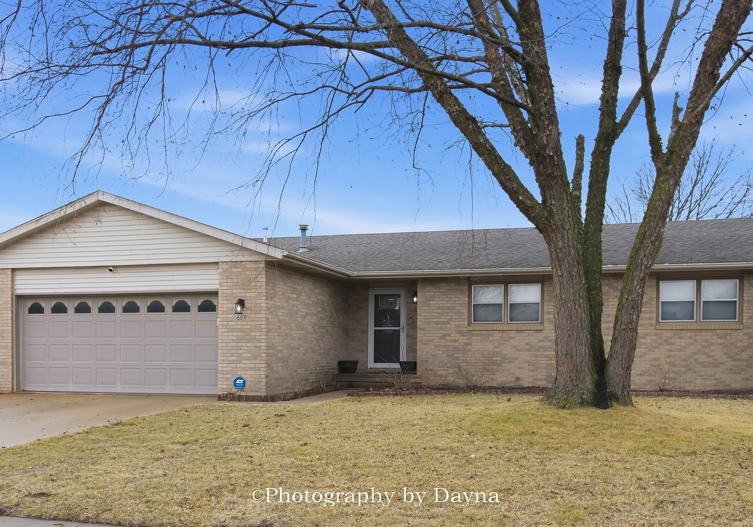 609 N Monroe Ave Bradley, IL 60915 - Thumbnail 2