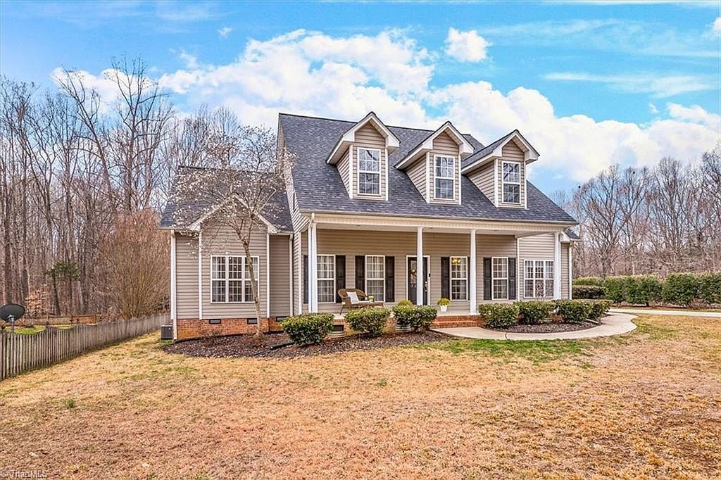 7813 Wilson Farm Rd Summerfield, NC 27358 - Thumbnail 2