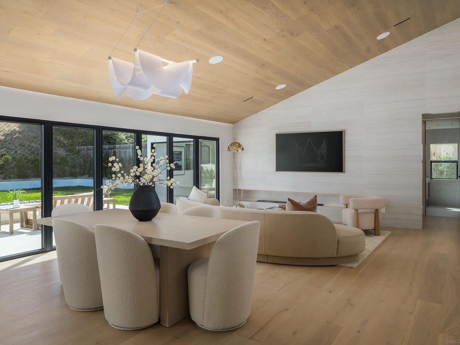 5826 Soledad Mountain Rd La Jolla, CA 92037 - Thumbnail 2