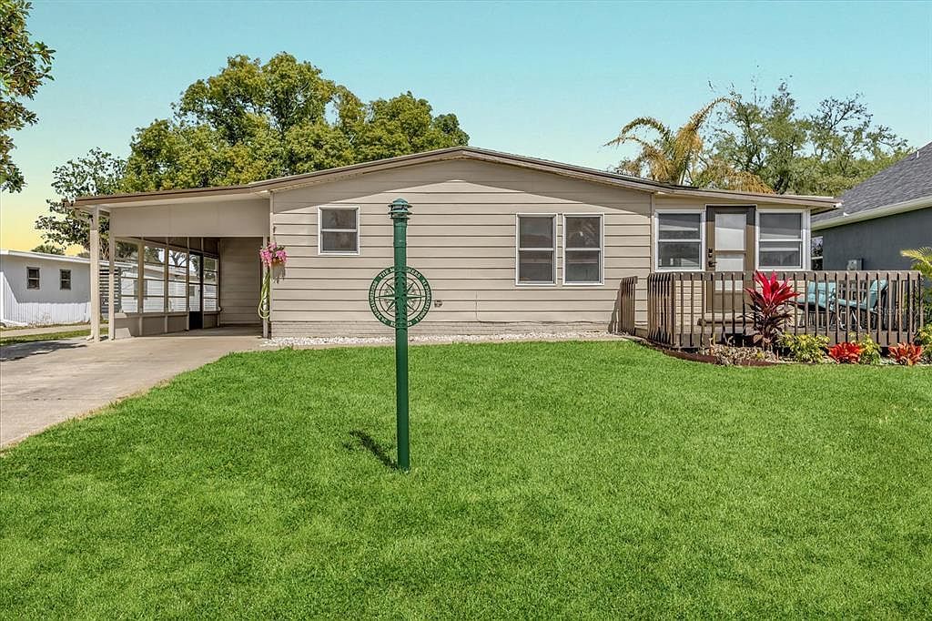 1229 Dustin Dr Lady Lake, FL 32159 - Thumbnail 2