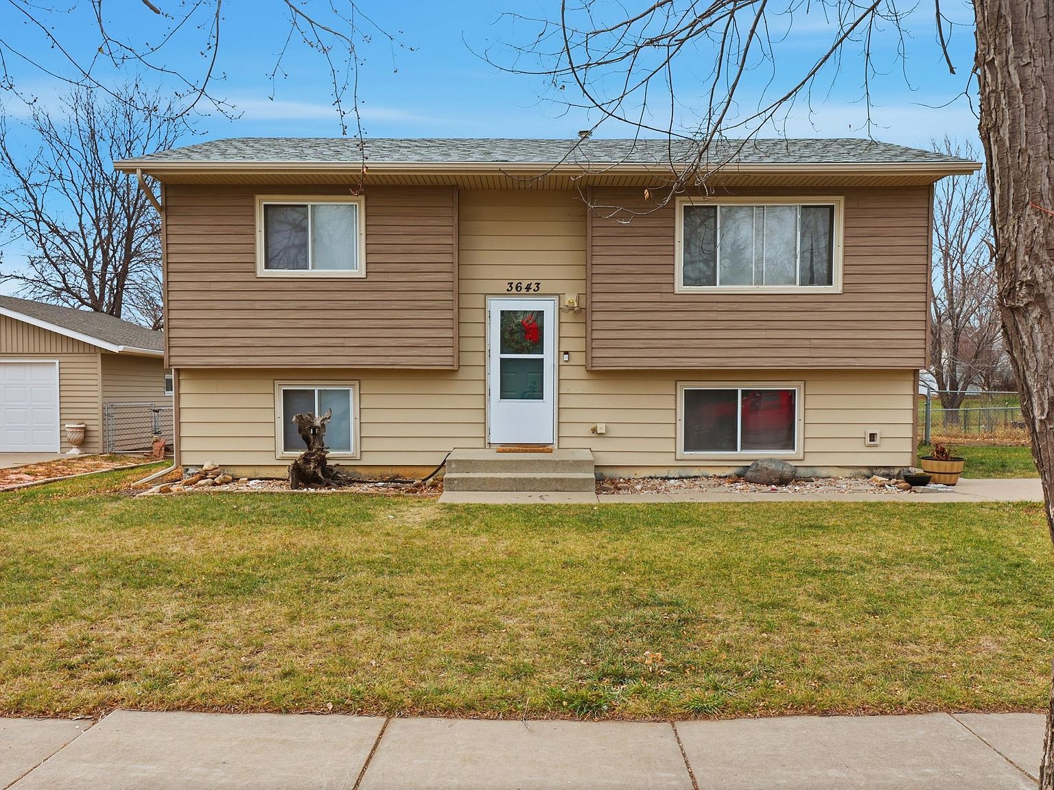 3643 Ivy Ave Rapid City, SD 57701 - Thumbnail 2