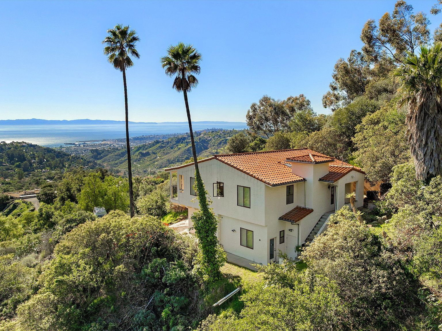 18 W Mountain Dr Santa Barbara, CA 93103 - Thumbnail 2