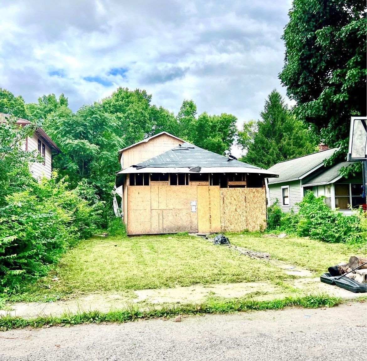 1431 W 34th St Indianapolis, IN 46208 - Thumbnail 2