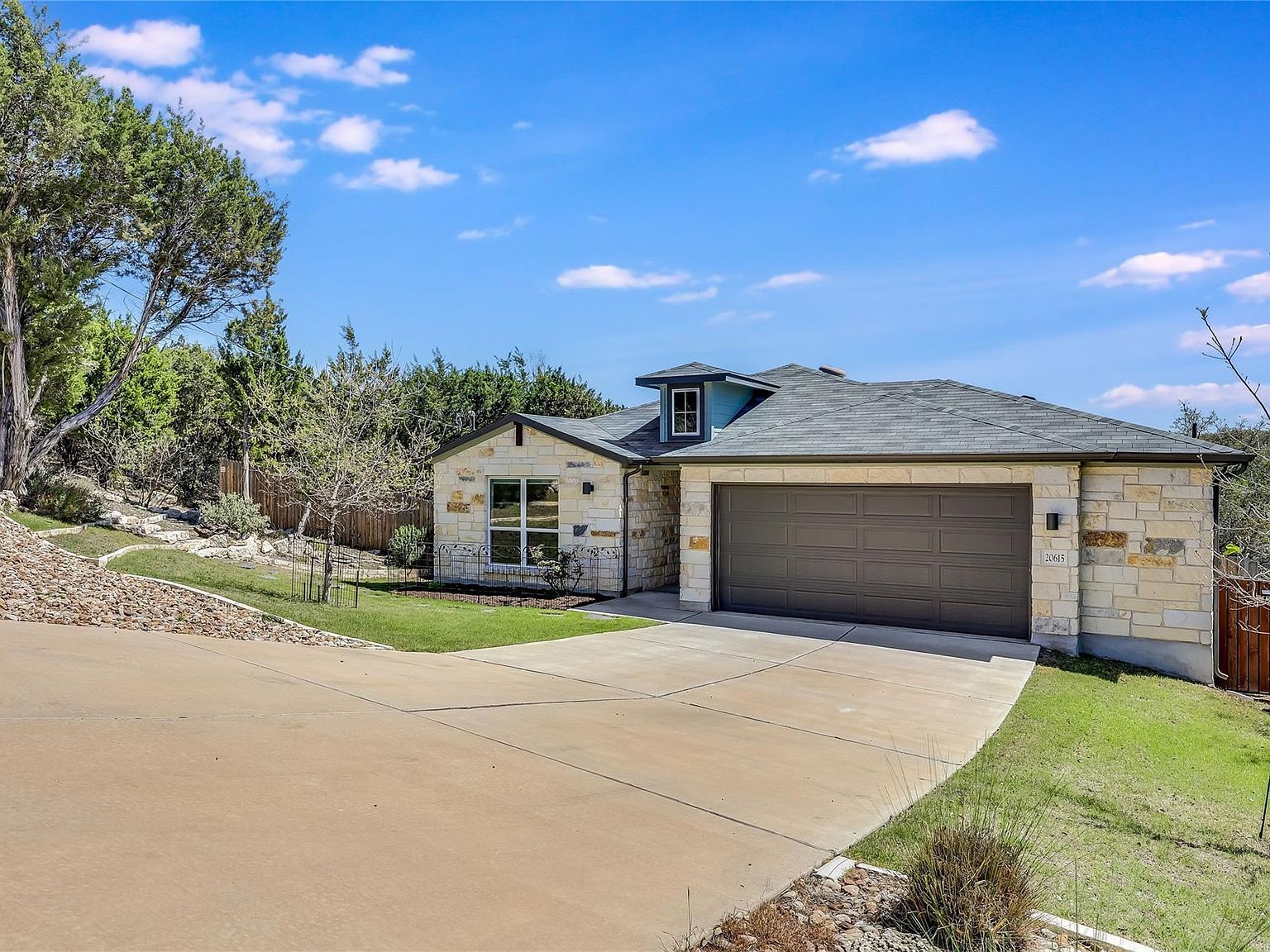 20615 Falcon Lago Vista, TX 78645 - Thumbnail 2