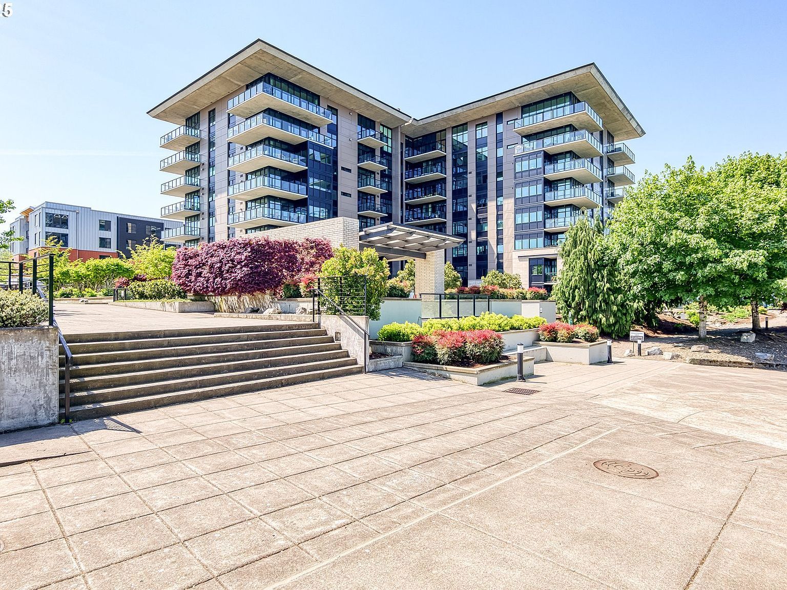 1830 NW Riverscape St APT 406 Portland, OR 97209 - Thumbnail 2