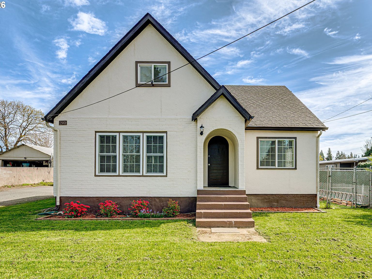 2901 Fruit Valley Rd Vancouver, WA 98660  | Single Family