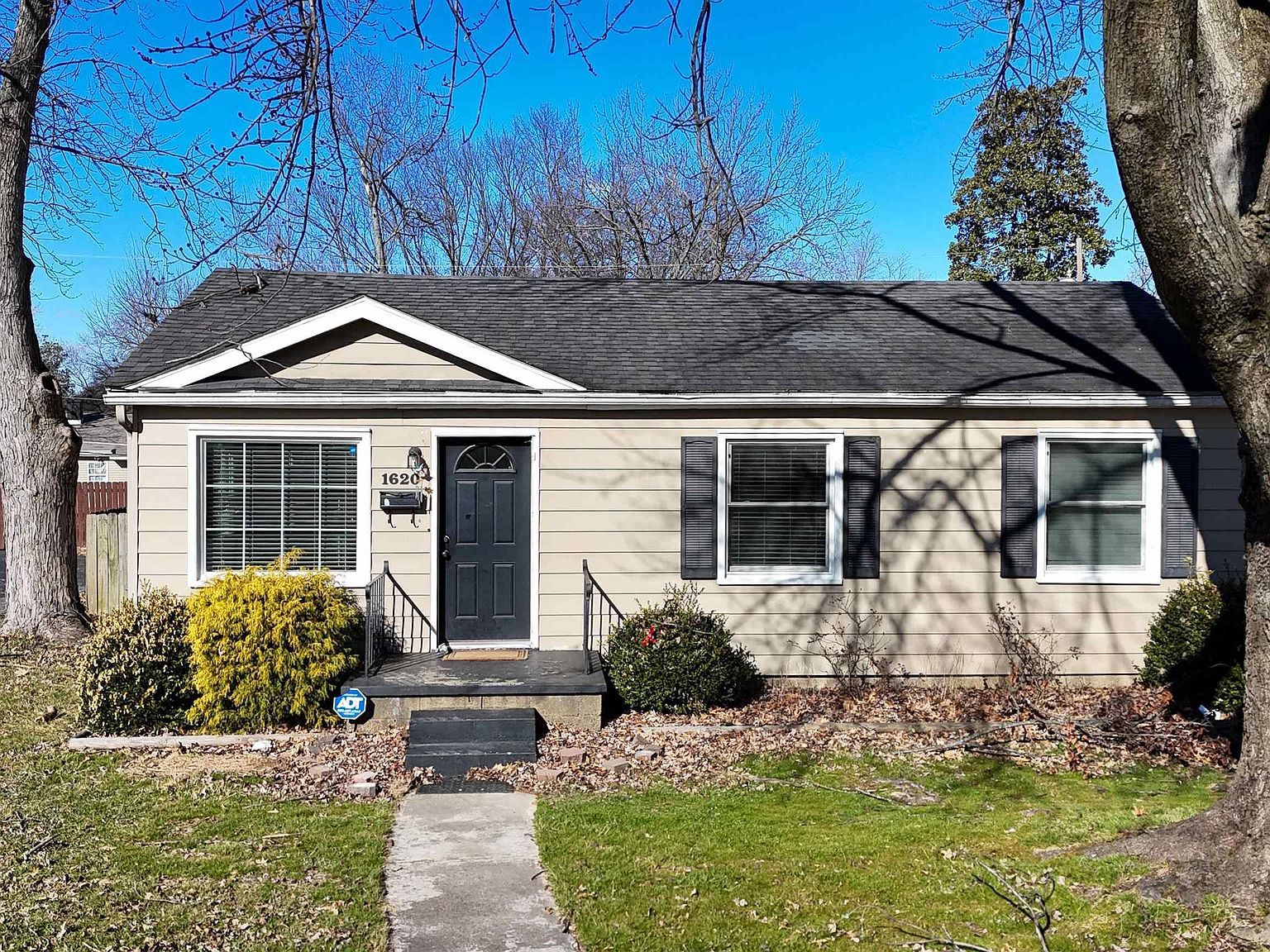 1620 E Blackford Ave Evansville, IN 47714 - Thumbnail 2