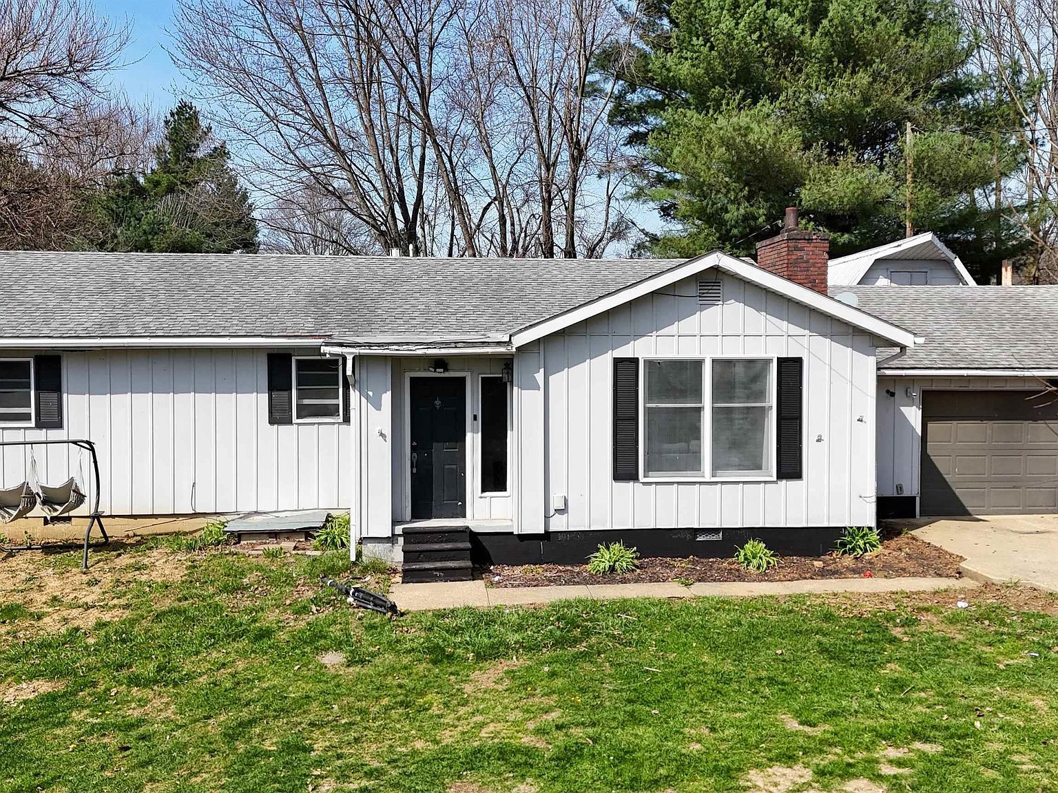 10 Walnut St Birdseye, IN 47513 | Single Family