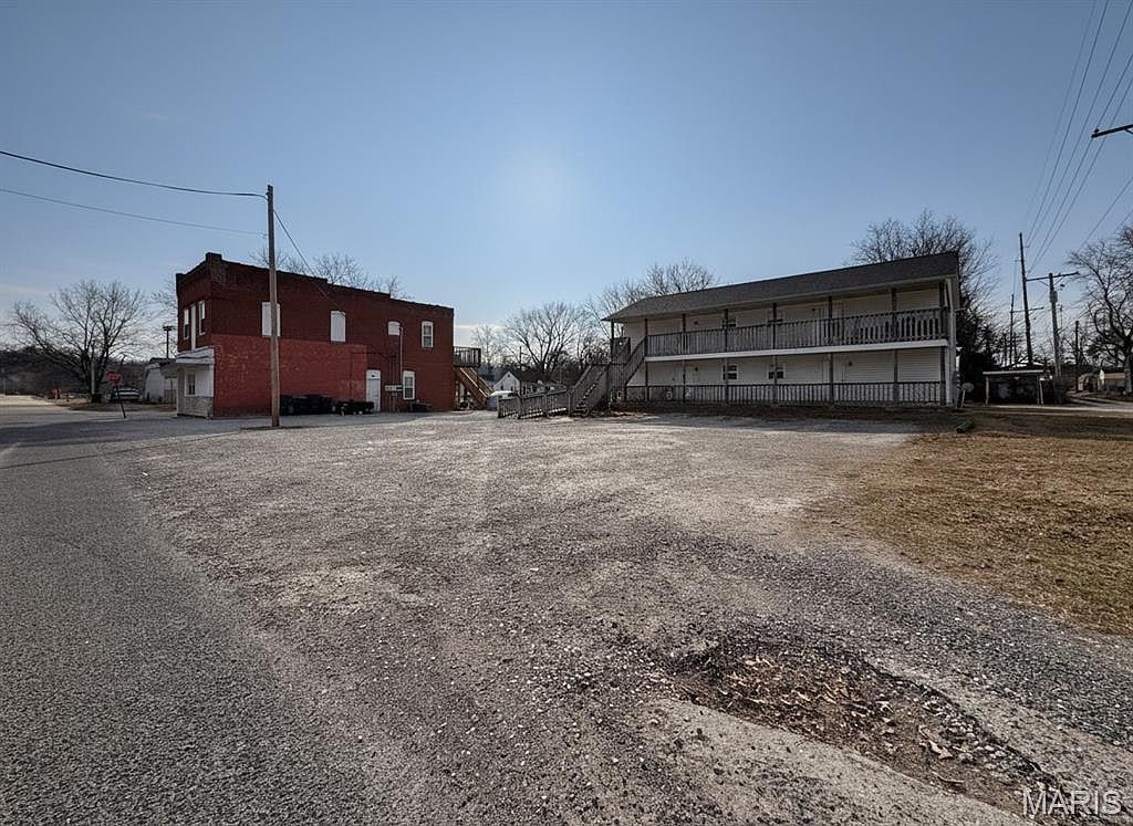 101-105 S 5th St Dupo, IL 62239 - Thumbnail 2