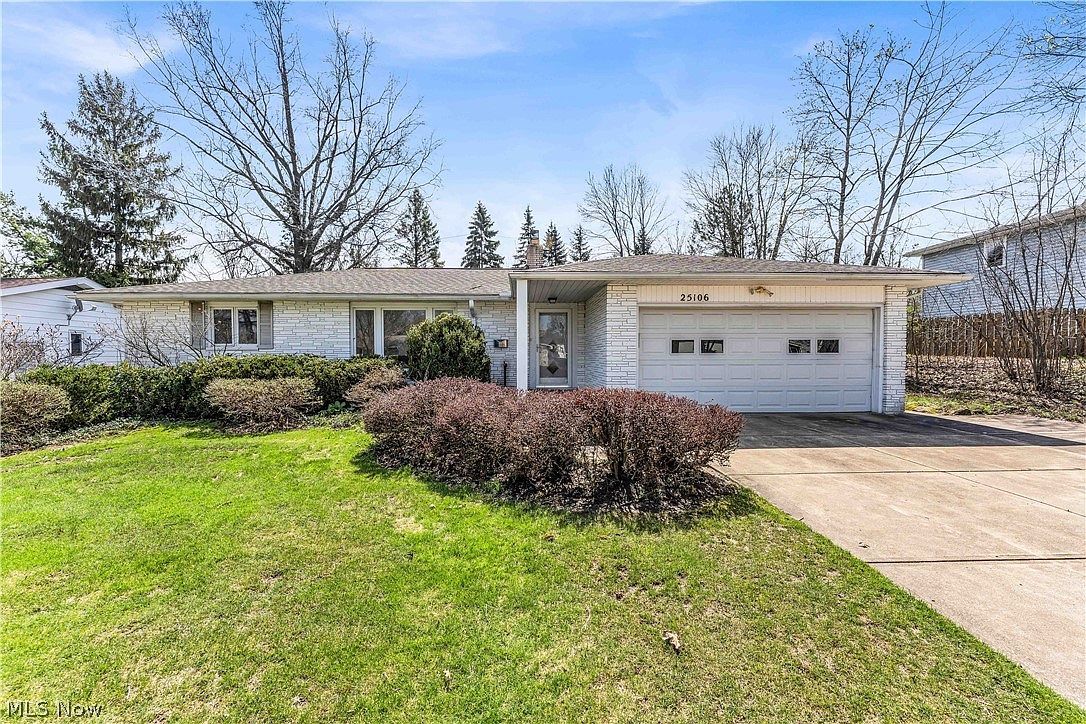 25106 Hazelmere Rd Beachwood, OH 44122  | Single Family