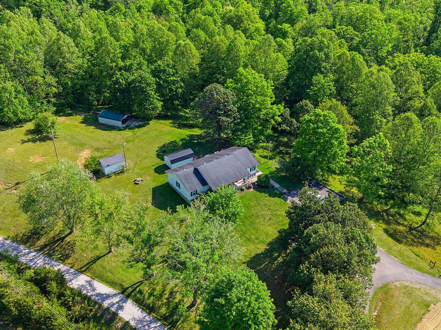 340 Dean Rd Mc Kee, KY 40447, 40447