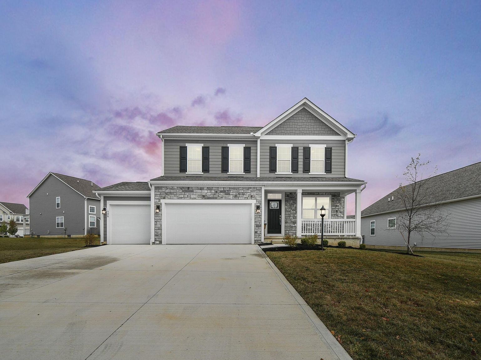 596 Courtright Dr E Pickerington, OH 43147 - Thumbnail 2