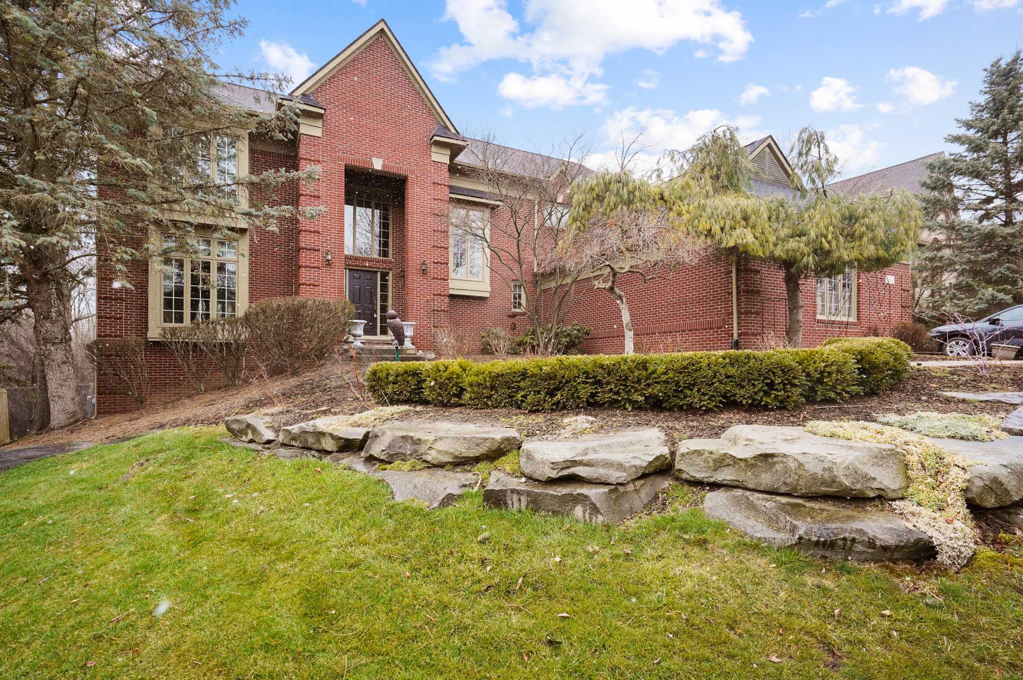 1641 Croft Hill Court, Rochester Hills, MI, USA, 48306  | Single Family