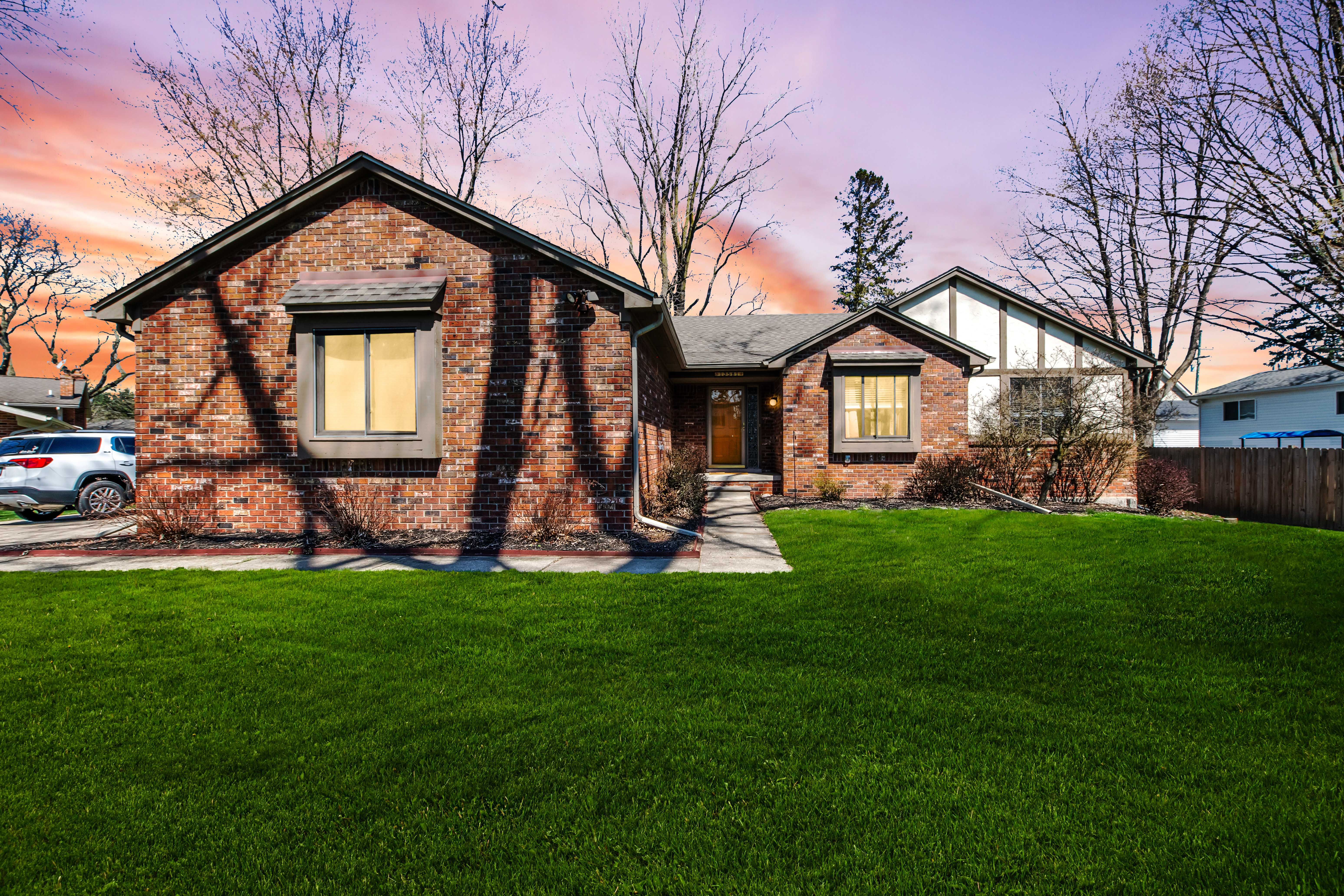 13581 Terry Drive, Shelby Township, MI, USA  | Single Family