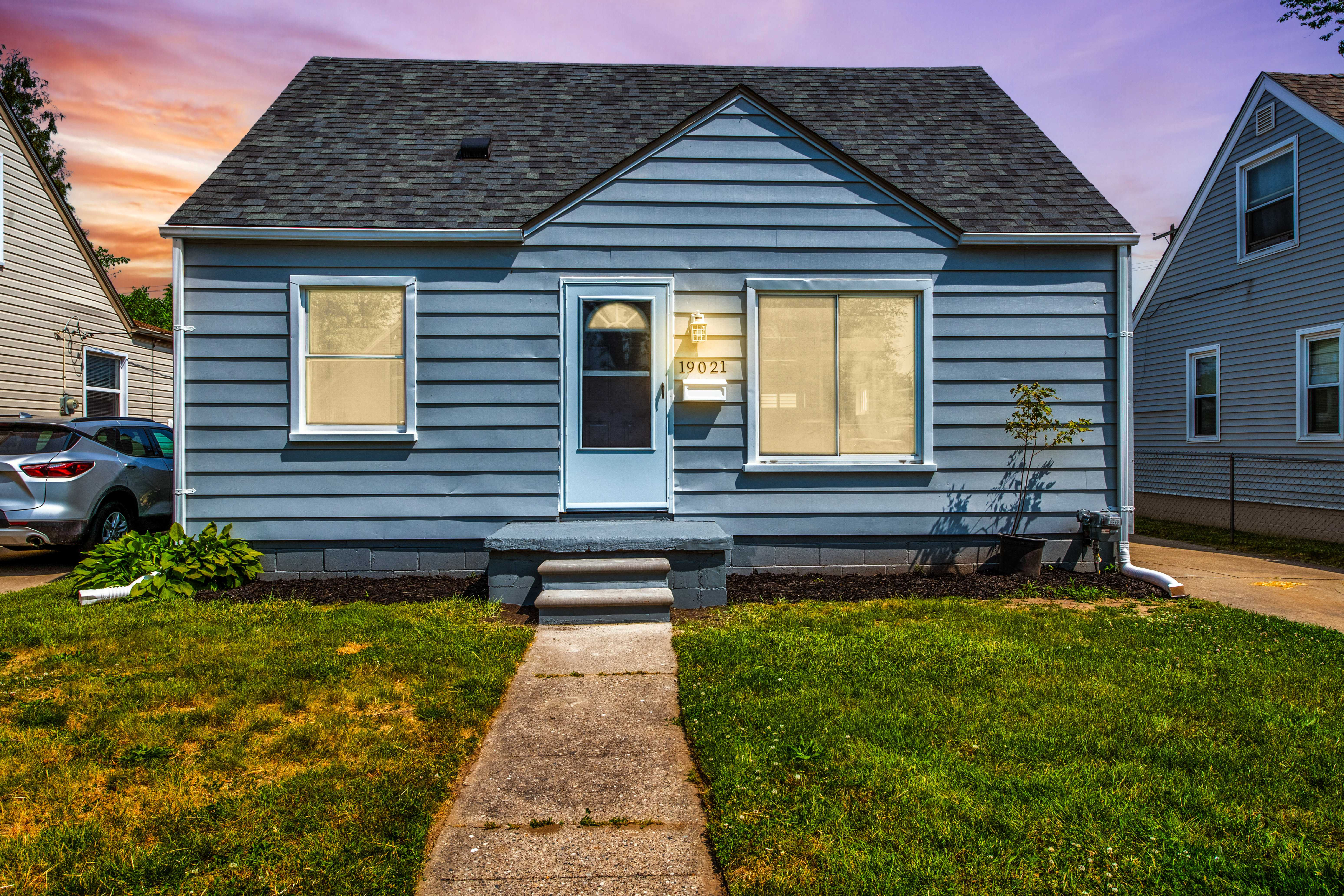 19021 Hazelwood Street, Roseville, MI, USA, 48066  | Single Family