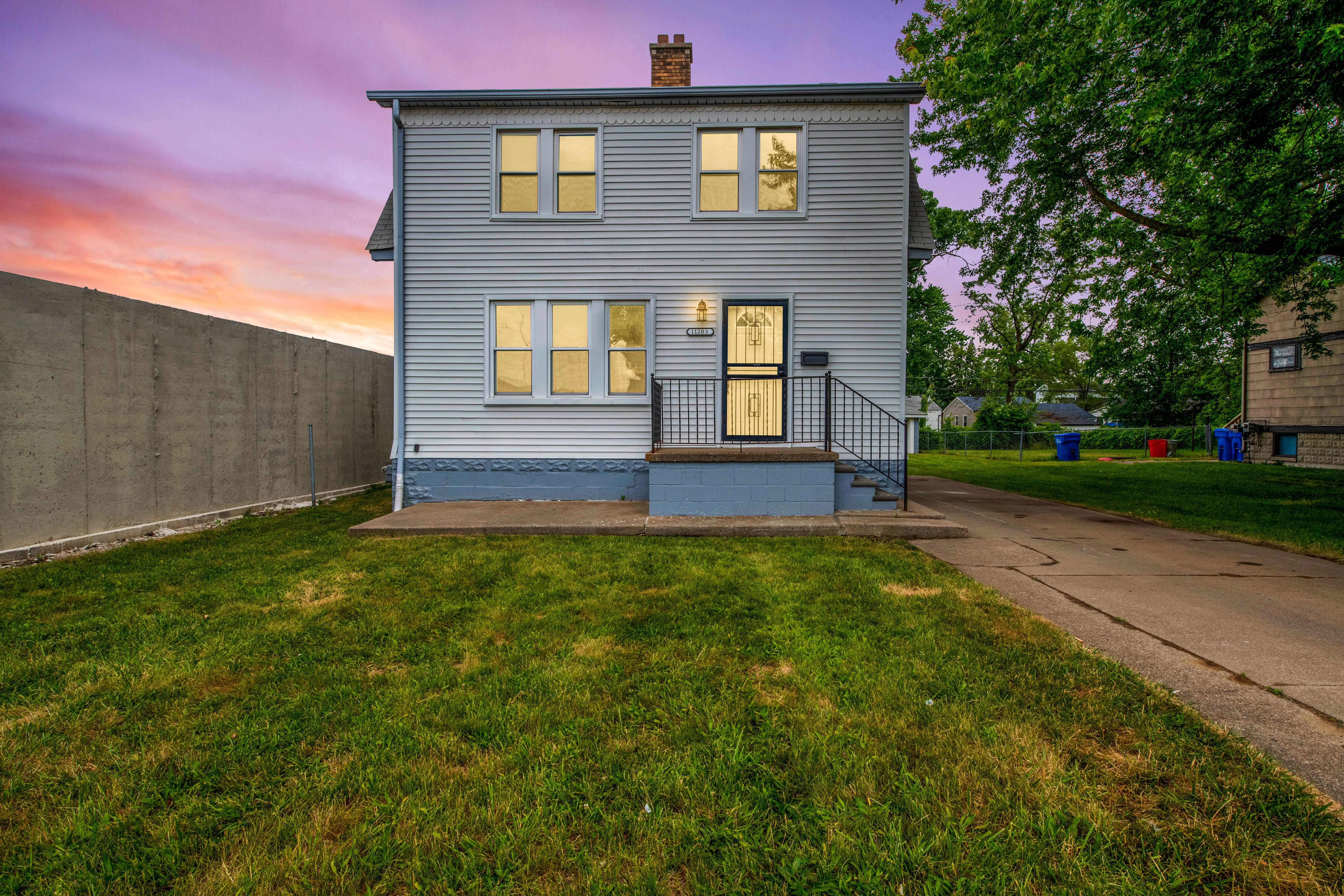 11203 Jackson Avenue, Warren, MI, USA, 48089 | Single Family