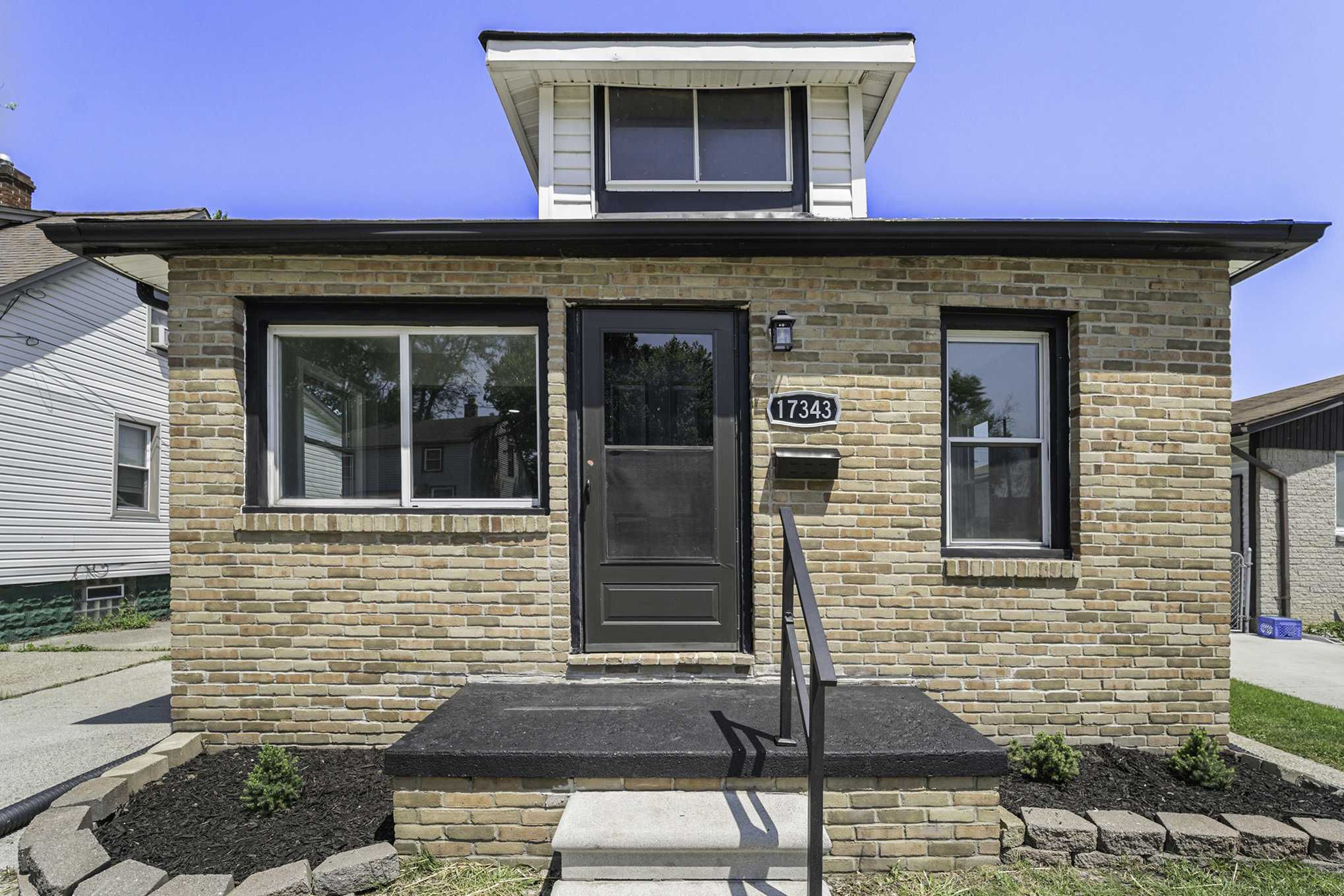 17343 Ivanhoe Street, Roseville, MI 48066, USA  | Single Family