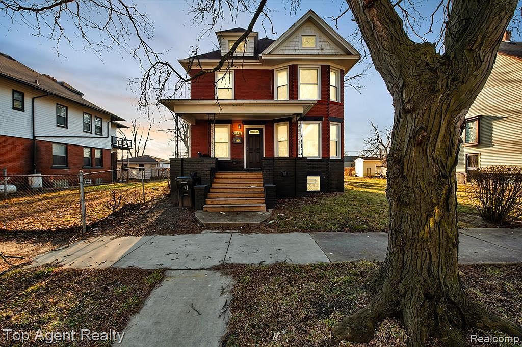 1747 Canton St Detroit, MI 48207 - Thumbnail 2