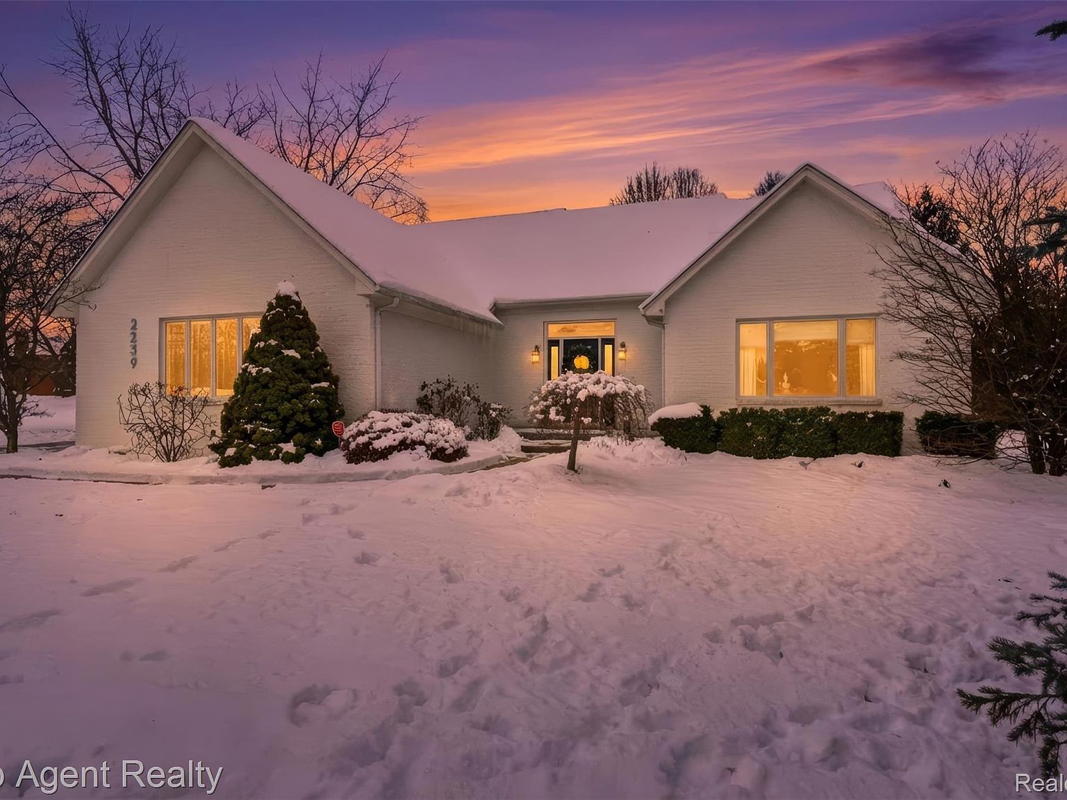 2239 Regency Hills Dr Shelby Township, MI 48316 - Thumbnail 2