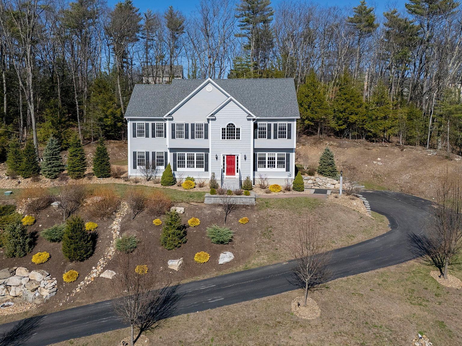 59 Northland Rd Windham, NH 03087  | Single Family