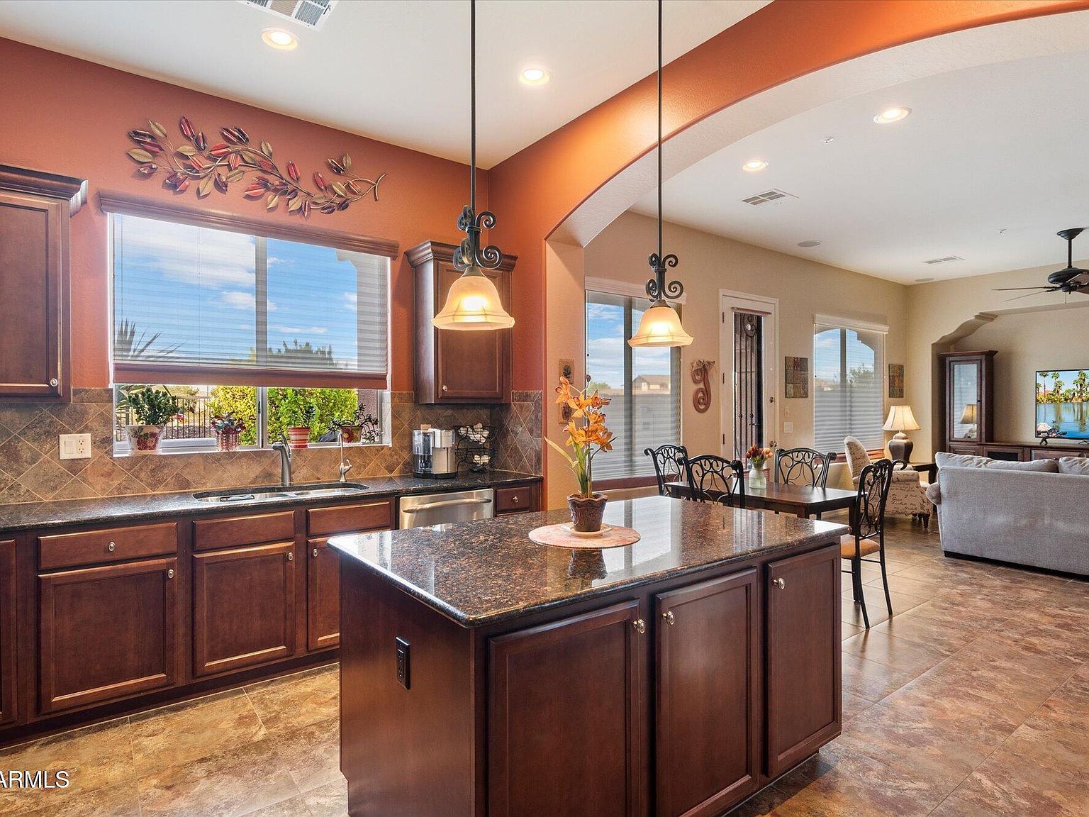 13648 W Jesse Red Dr Peoria, AZ 85383 - Thumbnail 2