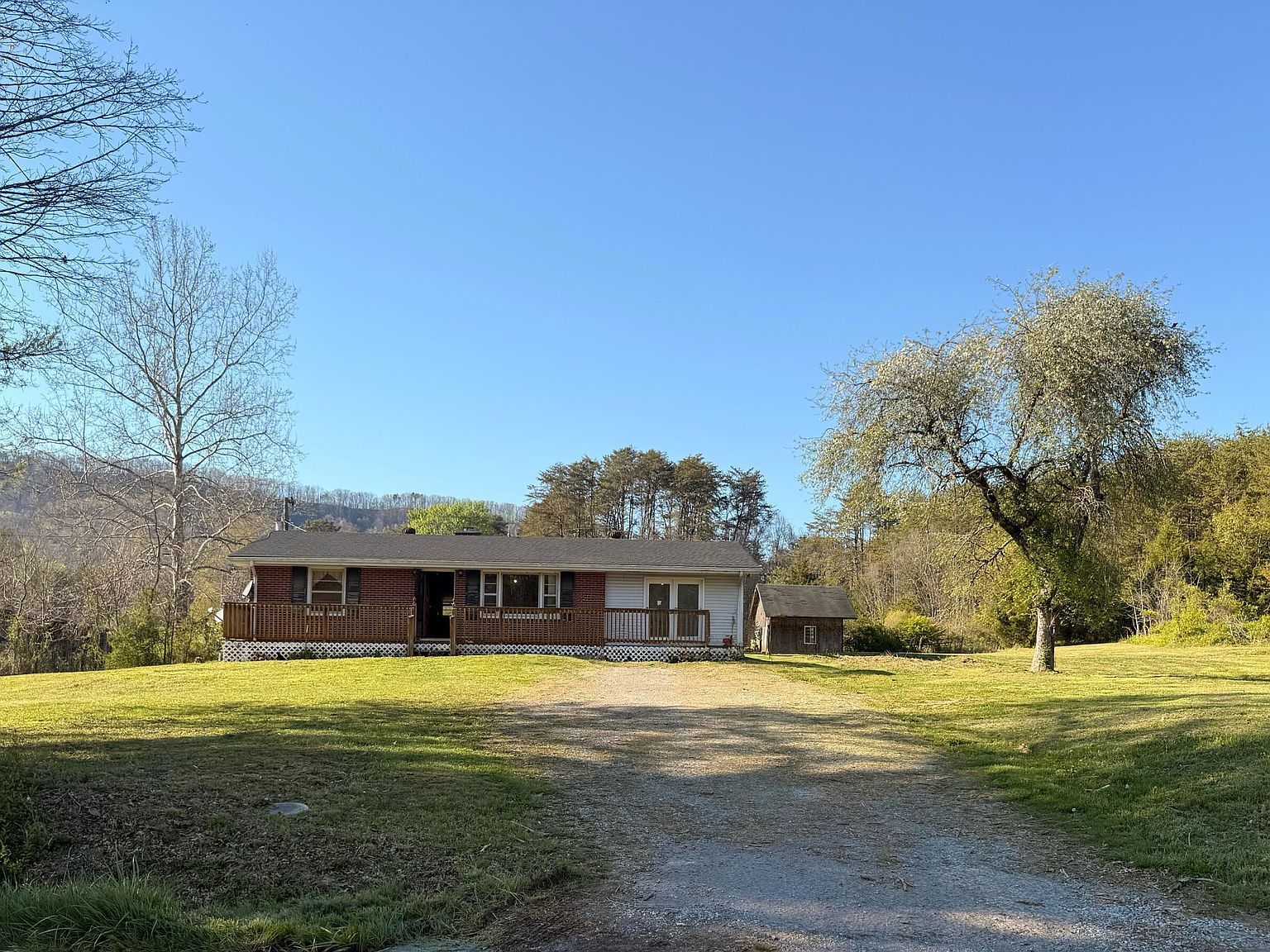450 Beech Creek Rd Rogersville, TN 37857  | Single Family
