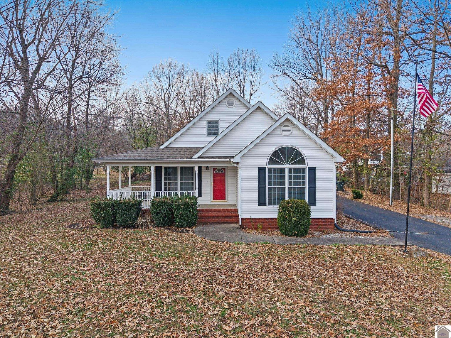 1532 Oak Park Blvd Calvert City, KY 42029 - Thumbnail 2