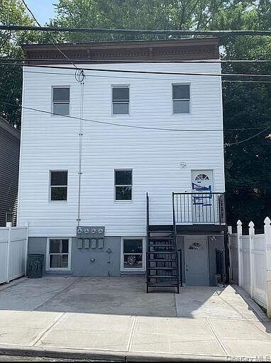 88 Taft Ave Staten Island, NY 10301, 10301