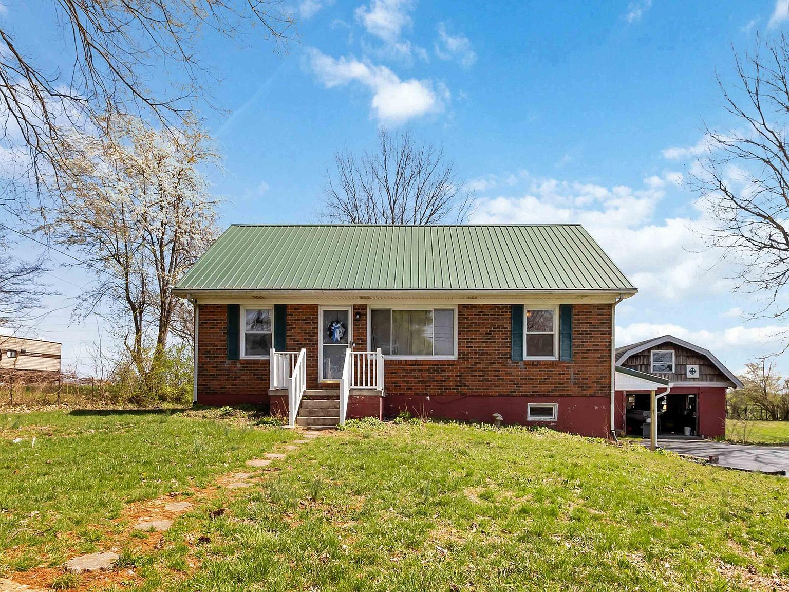 6708 Danville Loop 2 Rd #2 Nicholasville, KY 40356 - Thumbnail 2