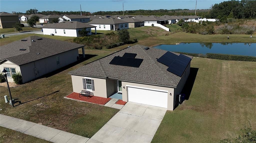 16402 Blooming Cherry Dr Groveland, FL 34736 - Thumbnail 2