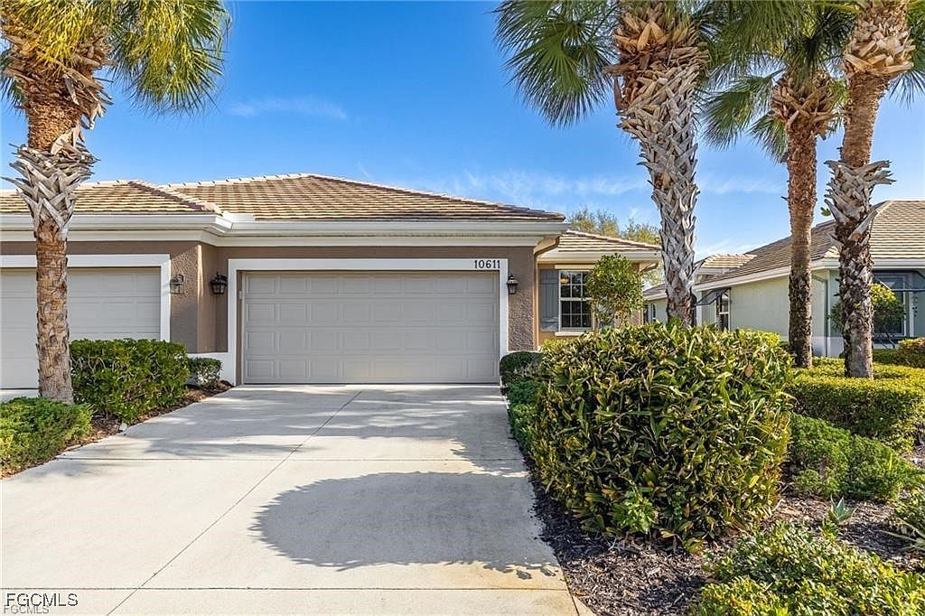10611 Camarelle Cir Fort Myers, FL 33913 - Thumbnail 2