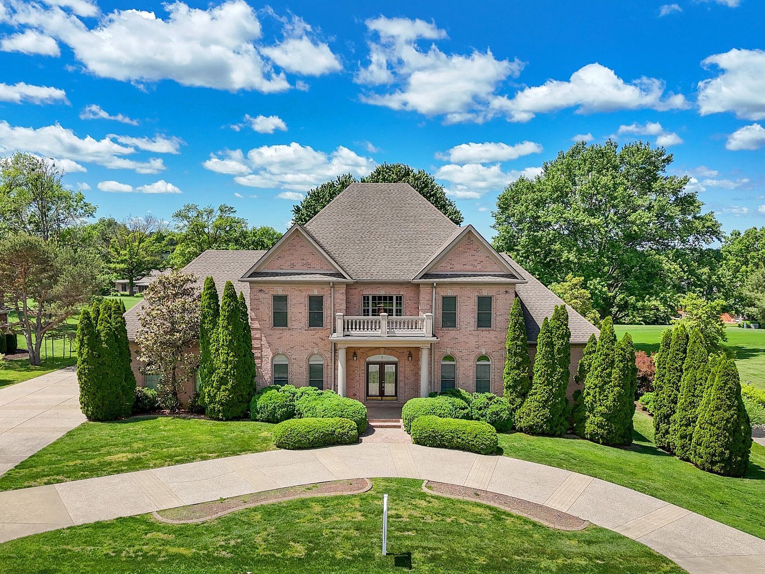 238 Duntreath St Frankfort, KY 40601, 40601