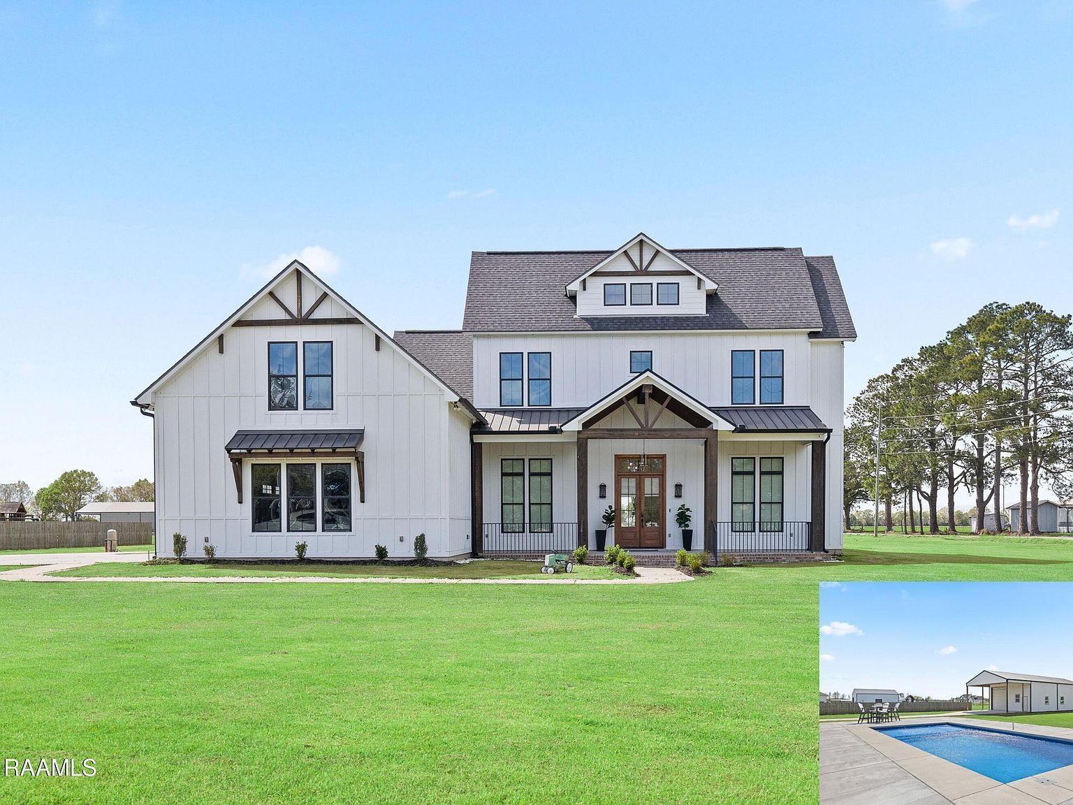 100 Viaulet Rd Youngsville, LA 70592  | Single Family