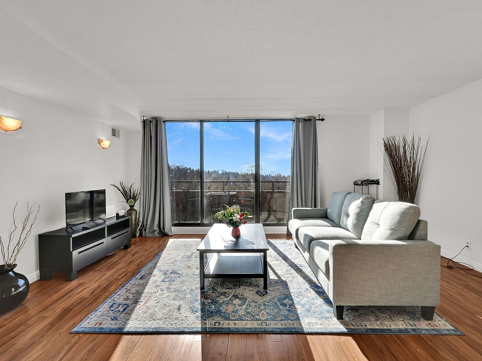 115 S 1100 E UNIT 705 Salt Lake City, UT 84102 - Thumbnail 2