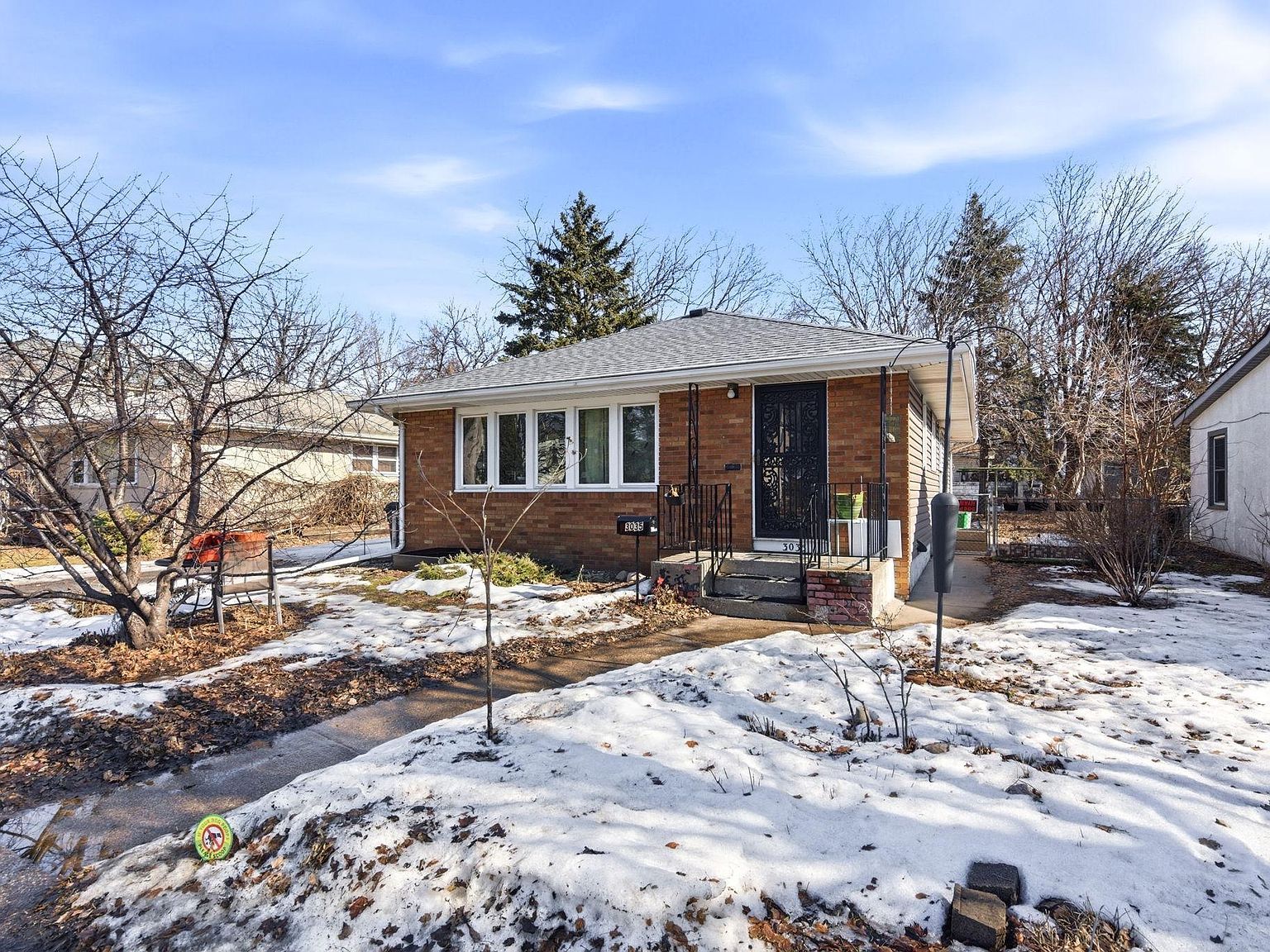 3035 Grand St NE Minneapolis, MN 55418 - Thumbnail 2