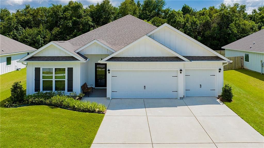 697 Calibre St Fairhope, AL 36532 - Thumbnail 2