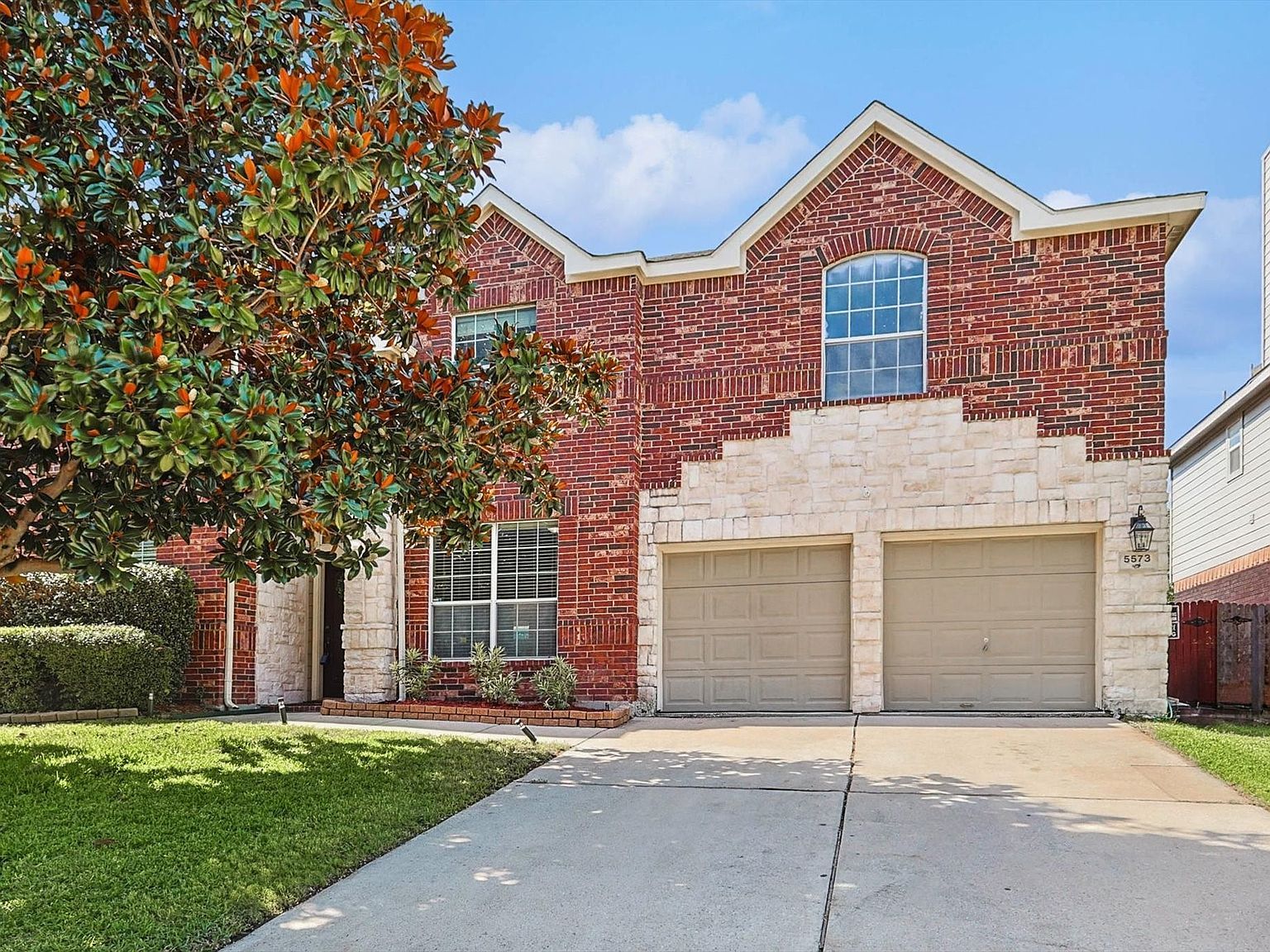 5573 Seabury Dr Fort Worth, TX 76137 - Thumbnail 2