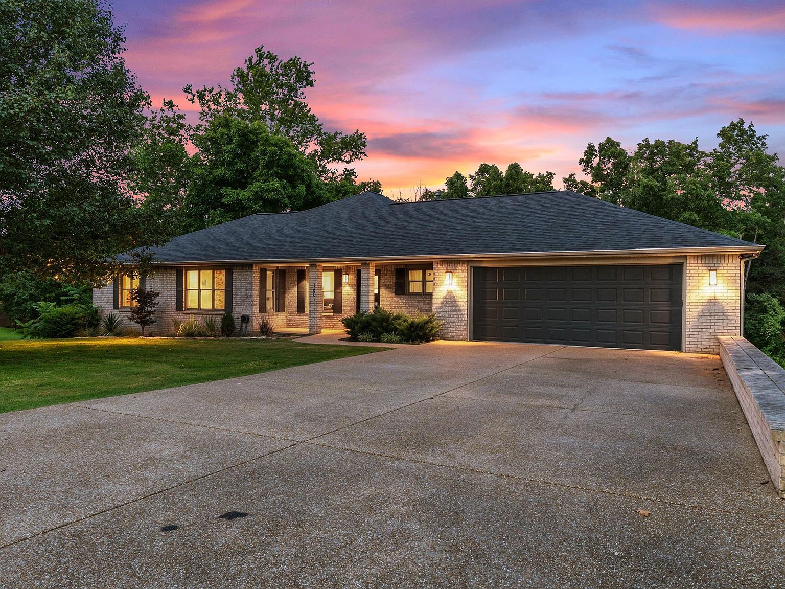 1601 Inverness Dr Mountain Home, AR 72653, 72653