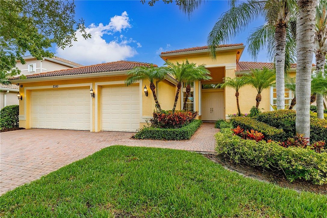 2380 Little Eagle Ln SW Vero Beach, FL 32962 - Thumbnail 2