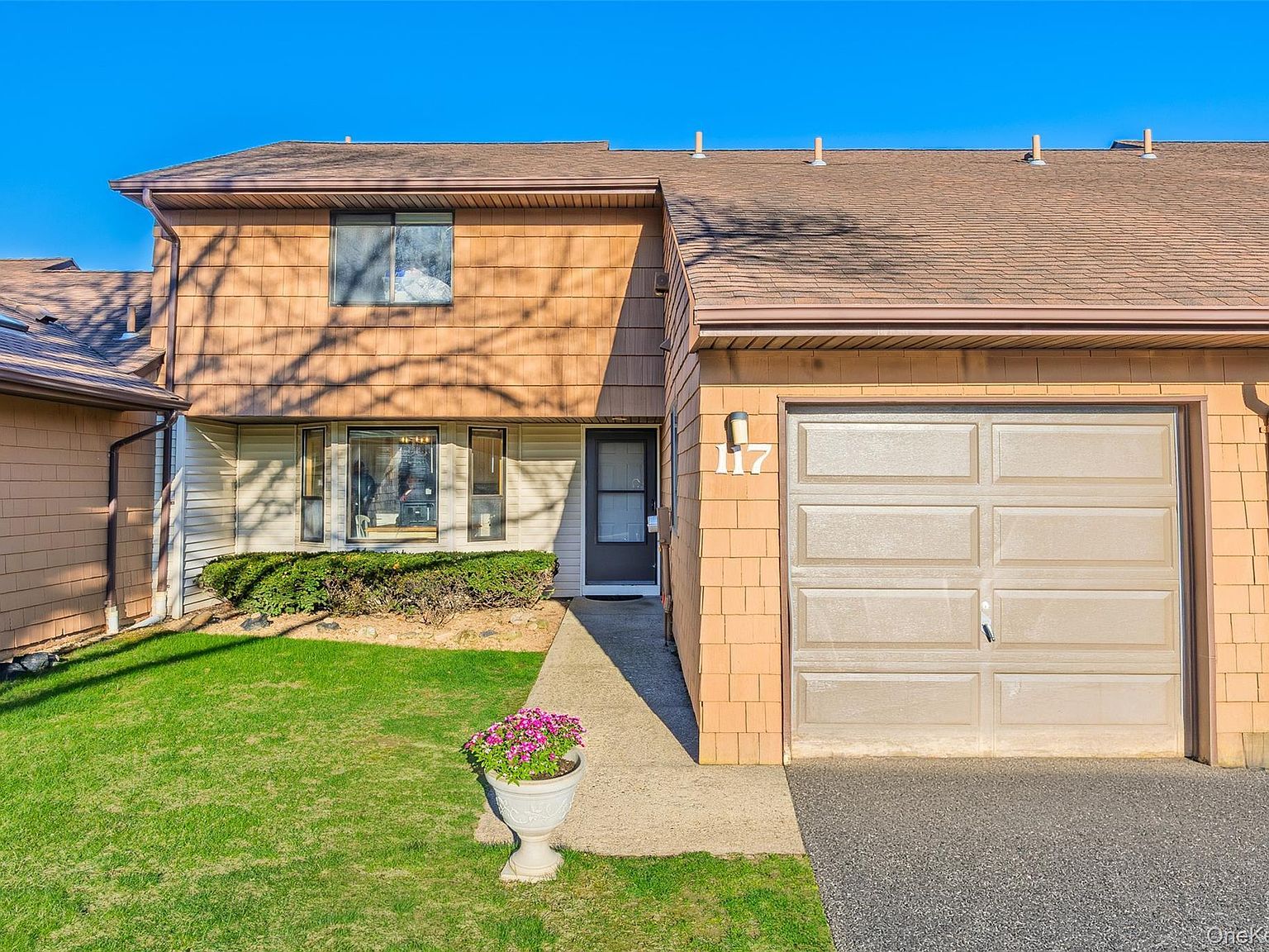 117 Scarlett Dr Commack, NY 11725  | Condominium
