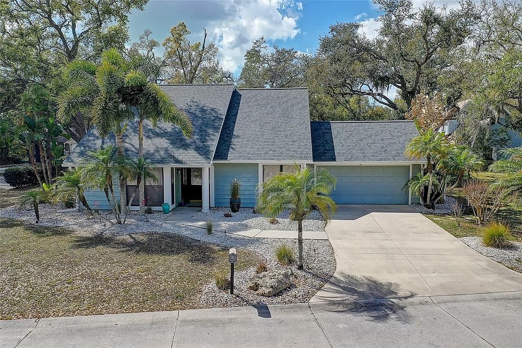 3696 Quiet Pond Ln Sarasota, FL 34235 - Thumbnail 2