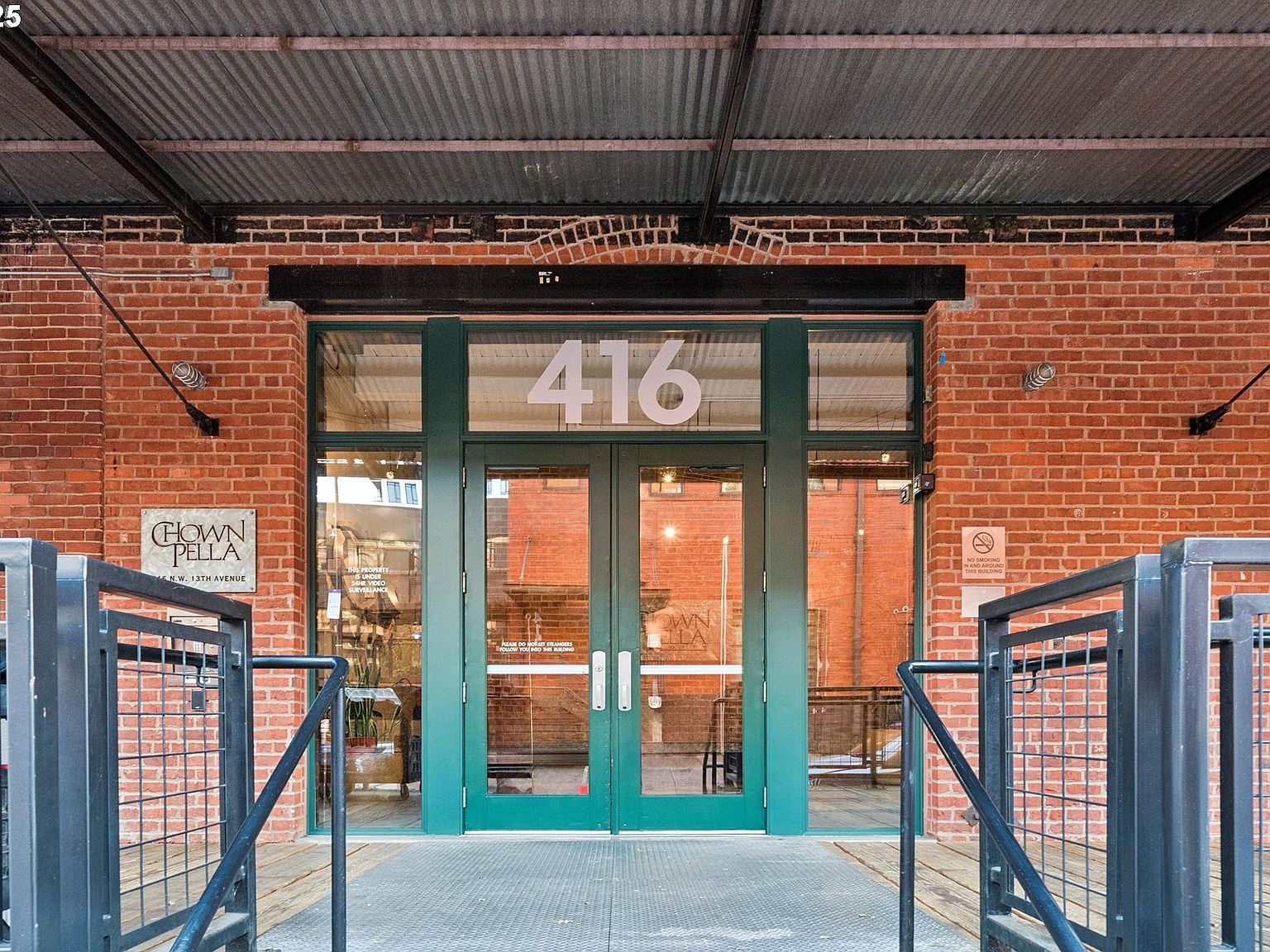 416 NW 13th Ave APT 303 Portland, OR 97209 - Thumbnail 2