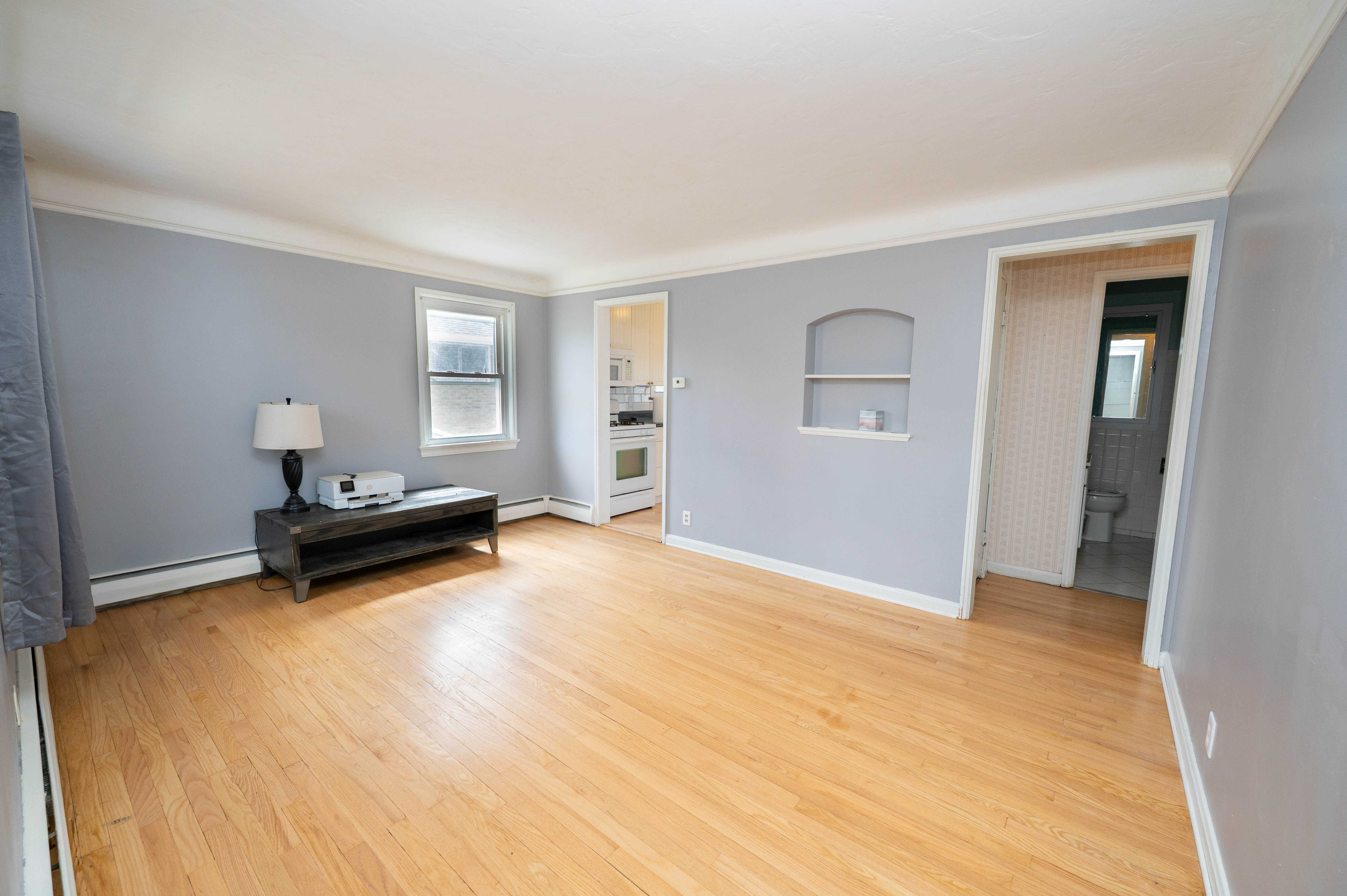 1426 Summit Drive, Mayfield Heights, OH, USA, 44124 - Thumbnail 4